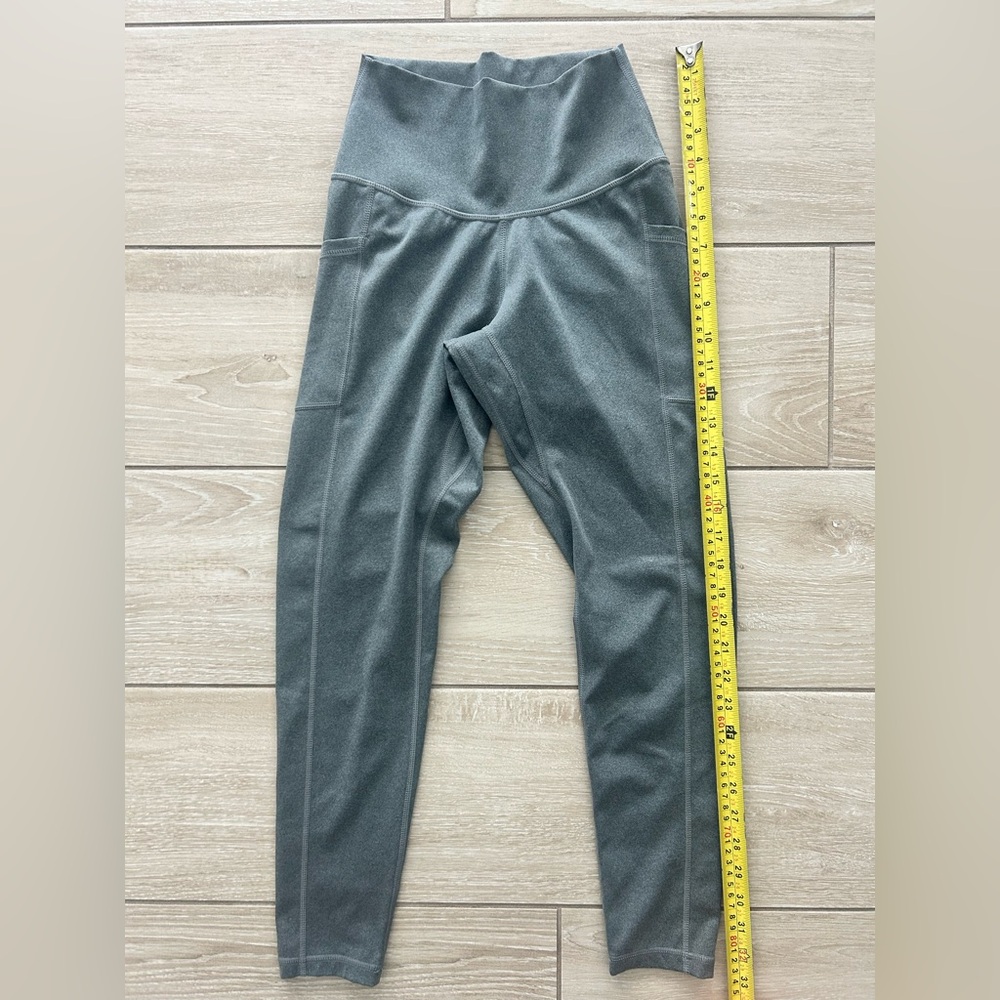 Colorfulkoala High-Waist Active Leggings in Charcoal - small - EUC